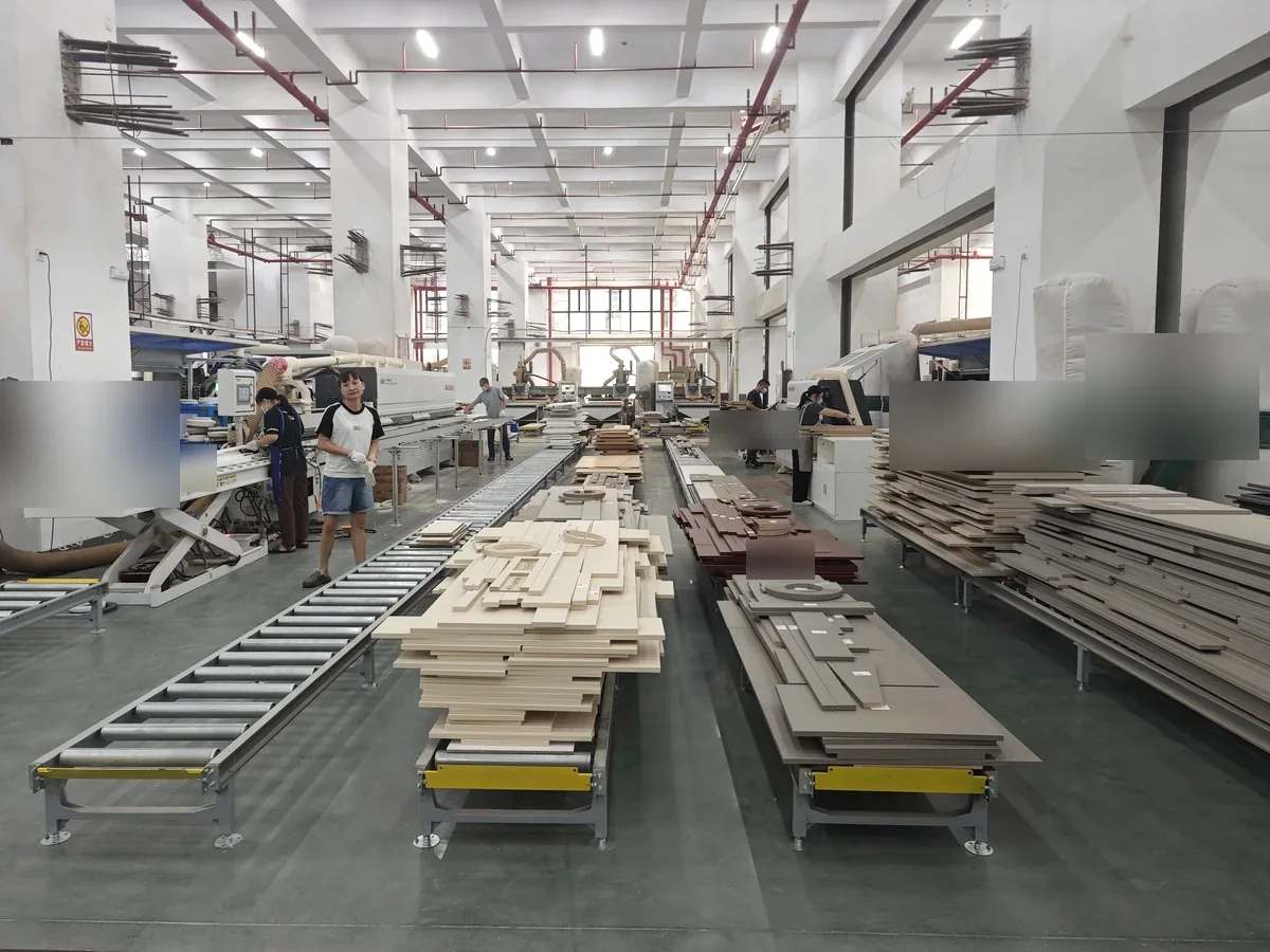 LOBIN production floor in Guangdong